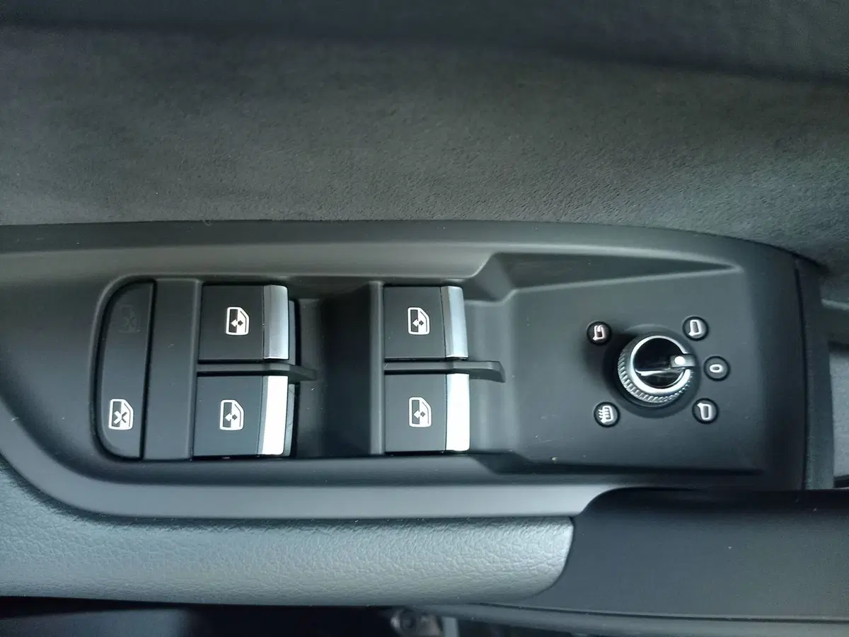 Audi Q5 Sportback usata a Bari (20)