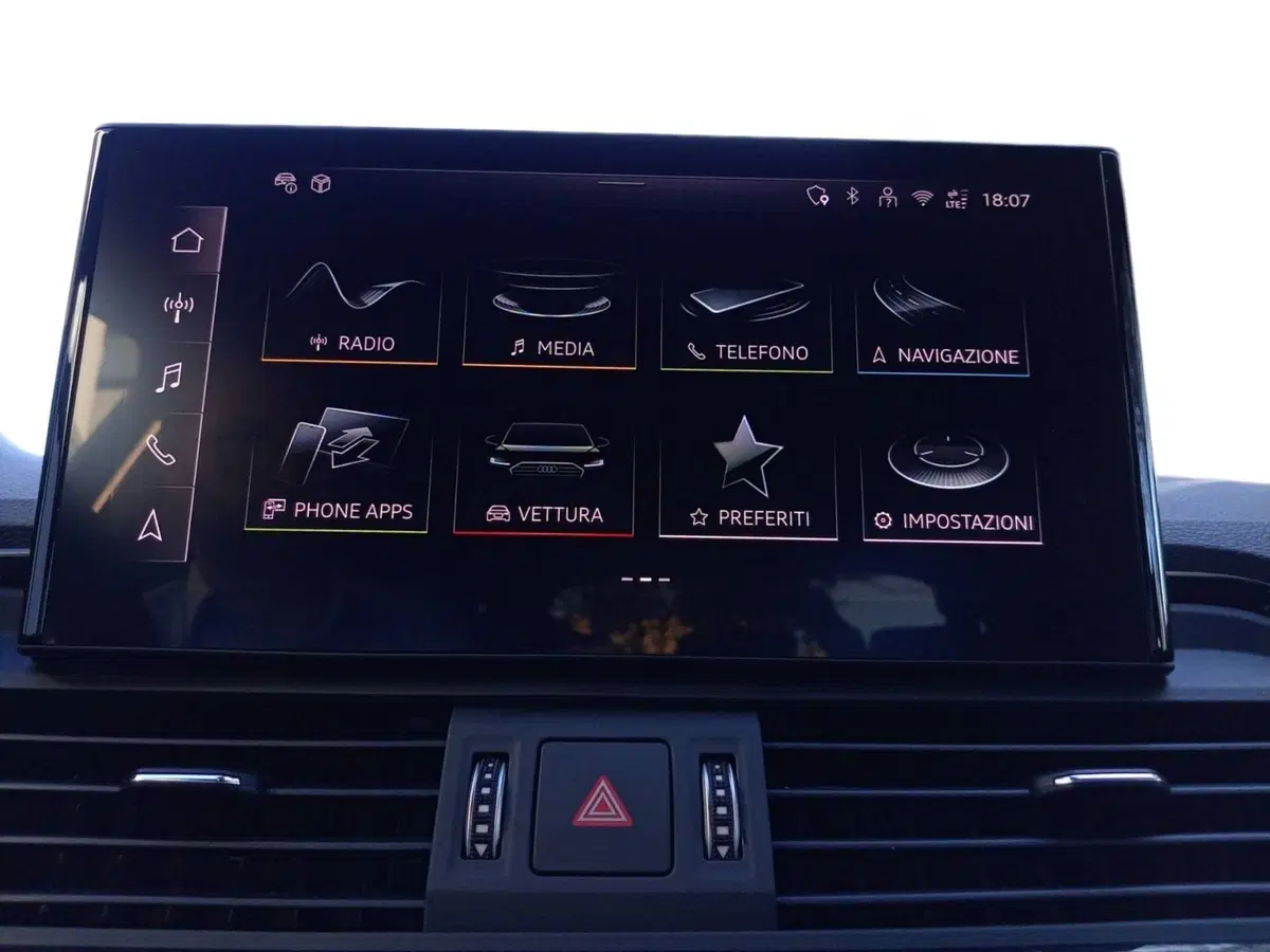 Audi Q5 Sportback usata a Bari (6)