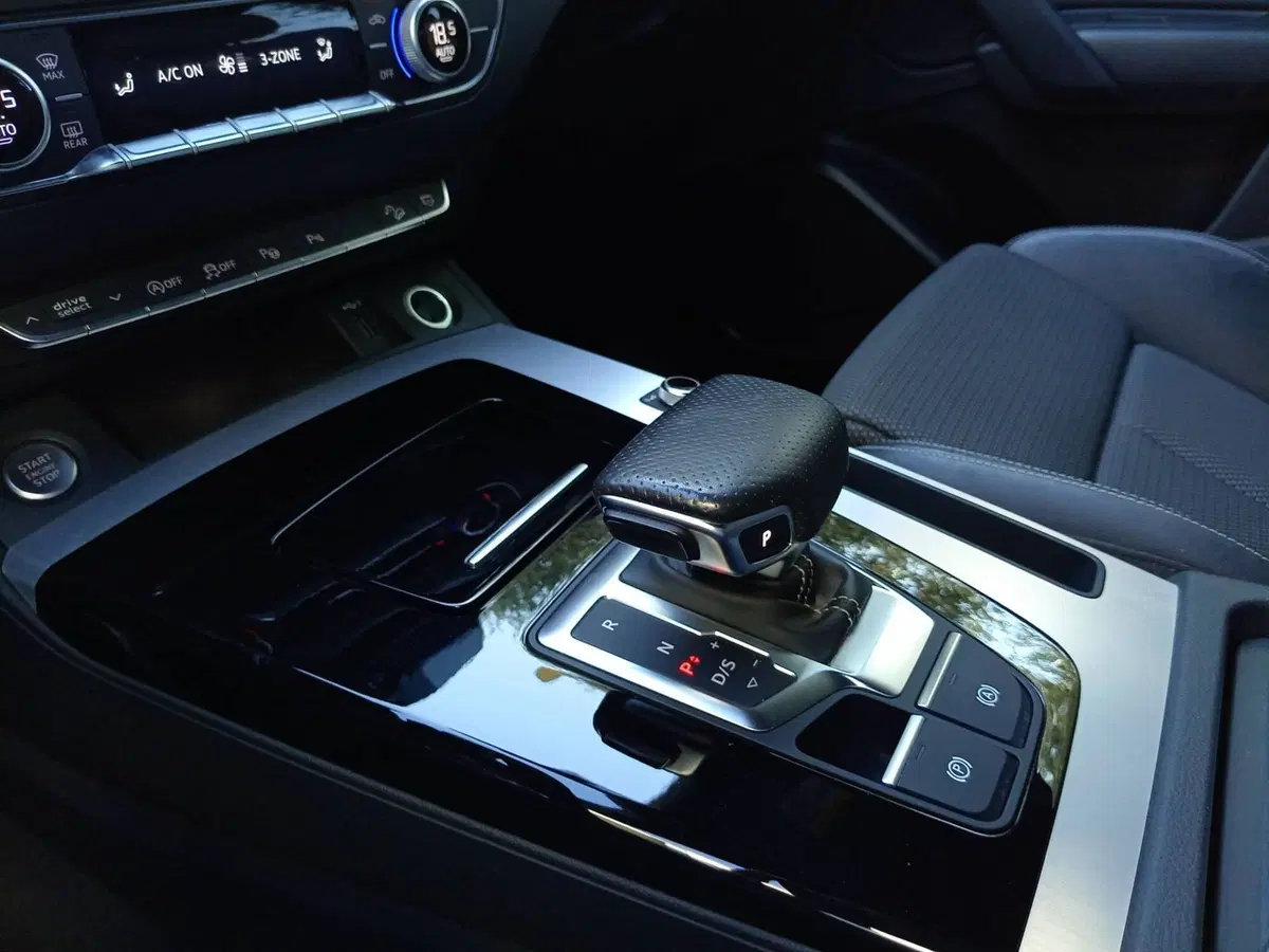 Audi Q5 Sportback usata a Bari (11)