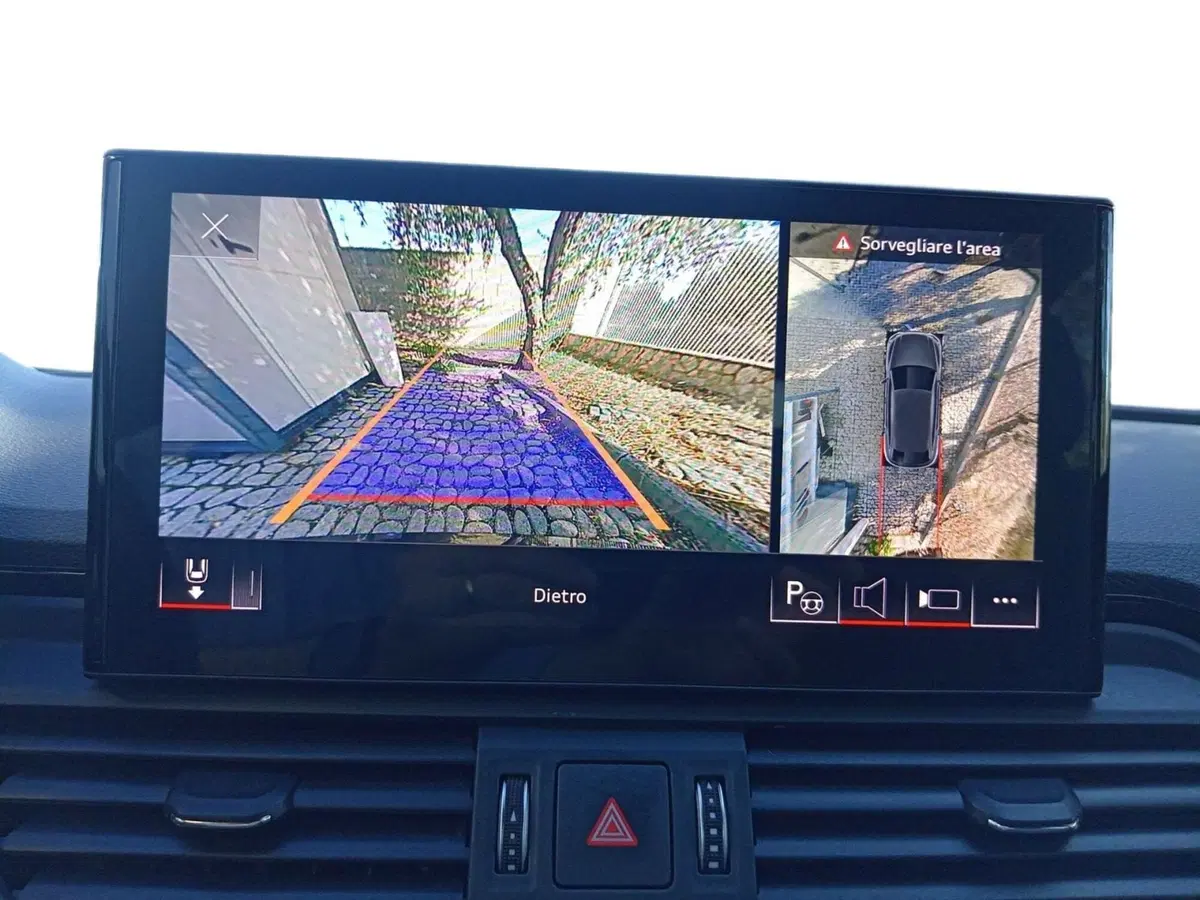 Audi Q5 Sportback usata a Bari (13)