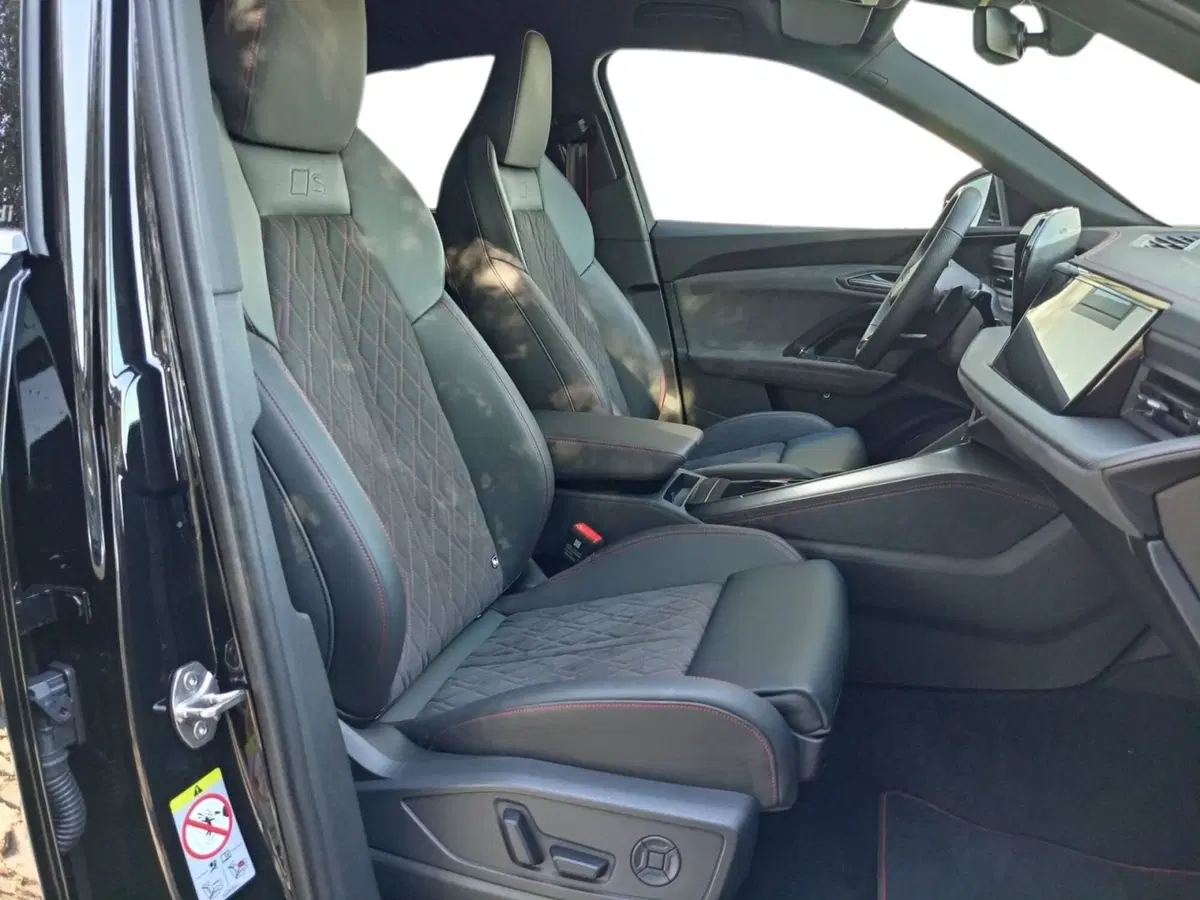 Audi Q5 Sportback usata a Bari (13)