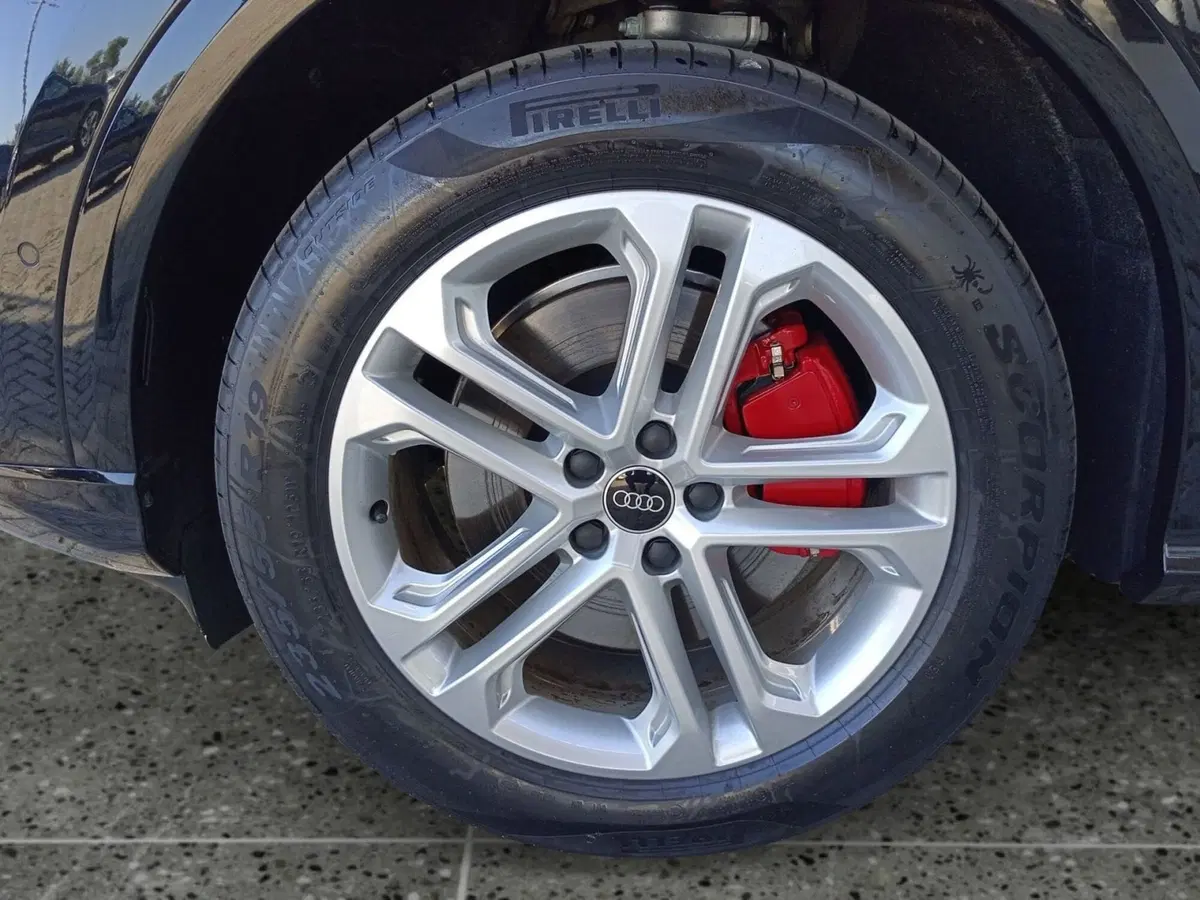 Audi Q5 Sportback usata a Bari (14)