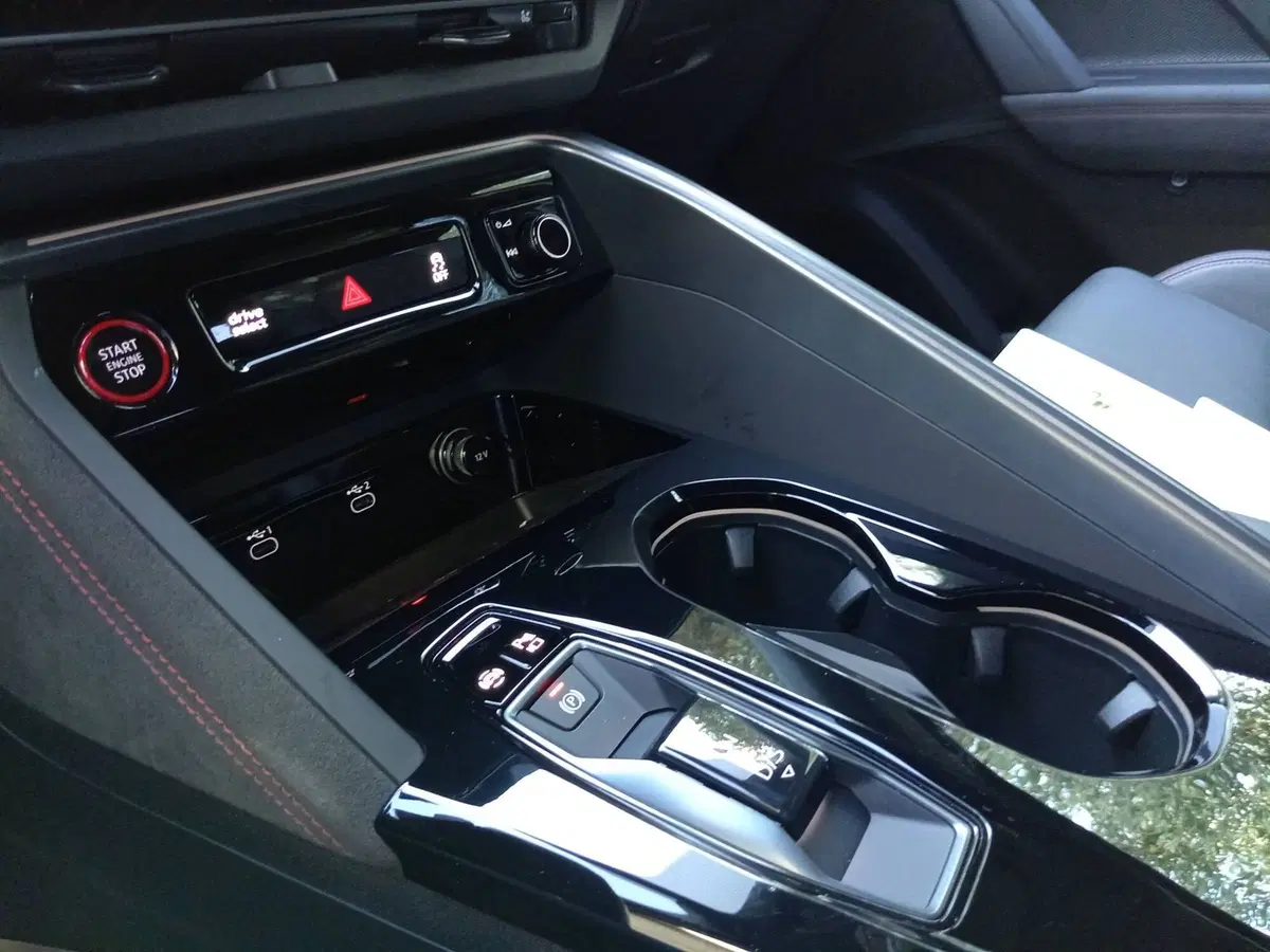 Audi Q5 Sportback usata a Bari (15)