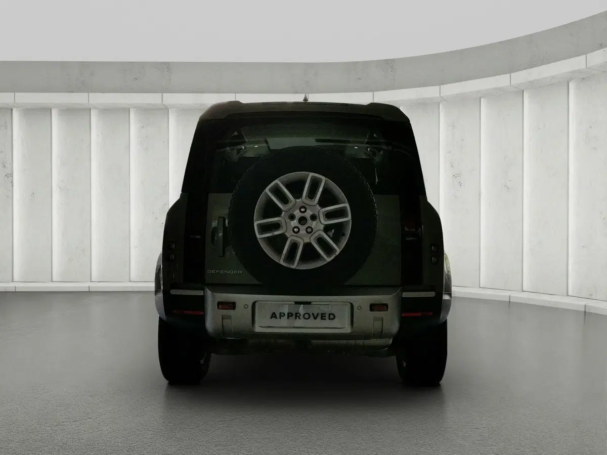 Land Rover Defender usata a Lecco (7)