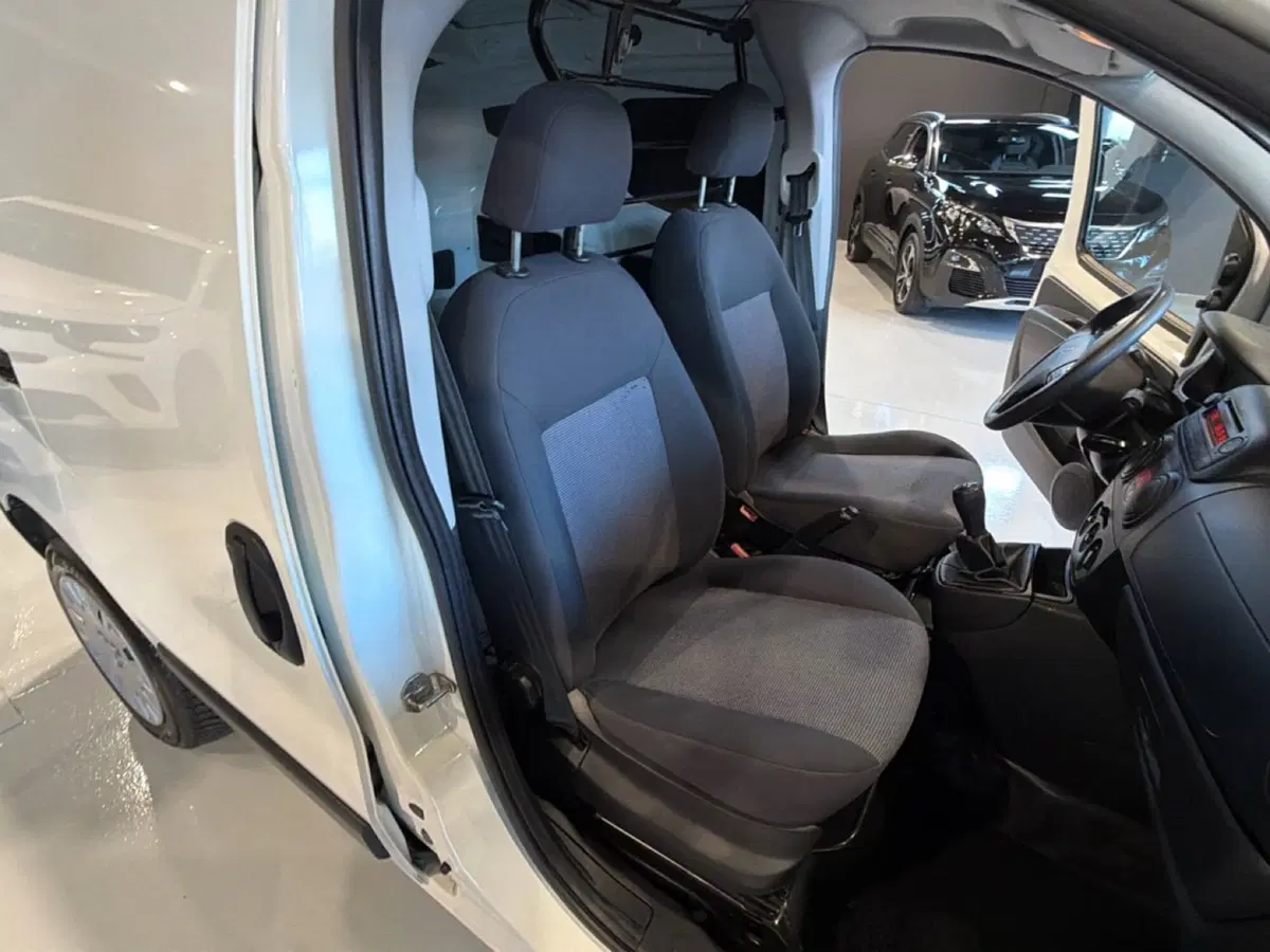 Peugeot Bipper usata a Vicenza (15)