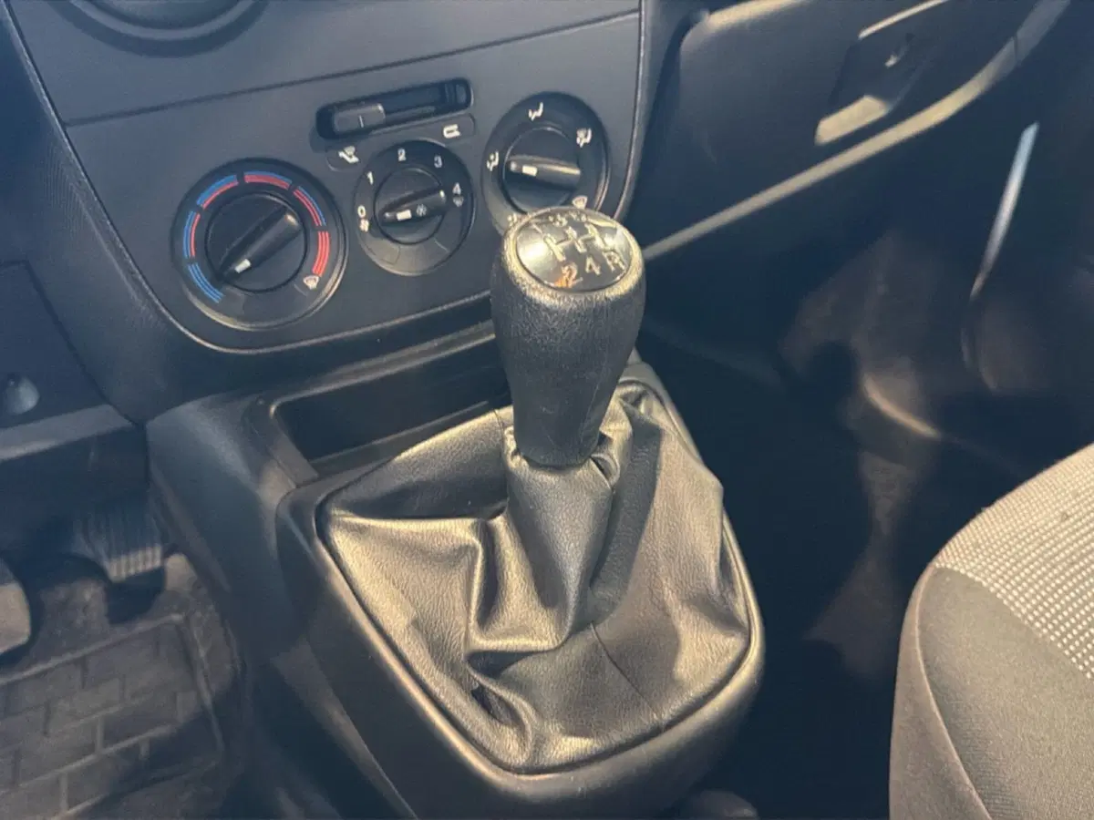 Peugeot Bipper usata a Vicenza (19)