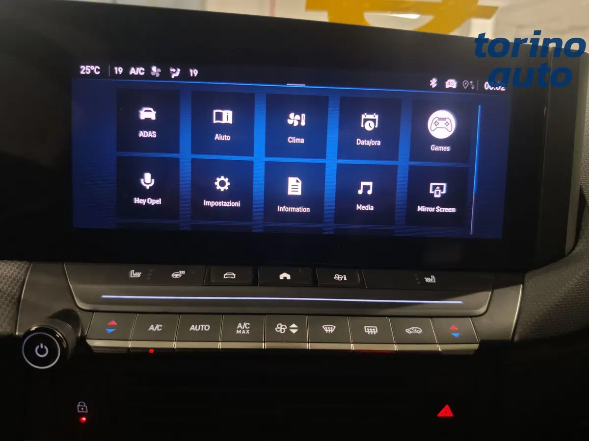 Opel Astra nuova a Cuneo (13)