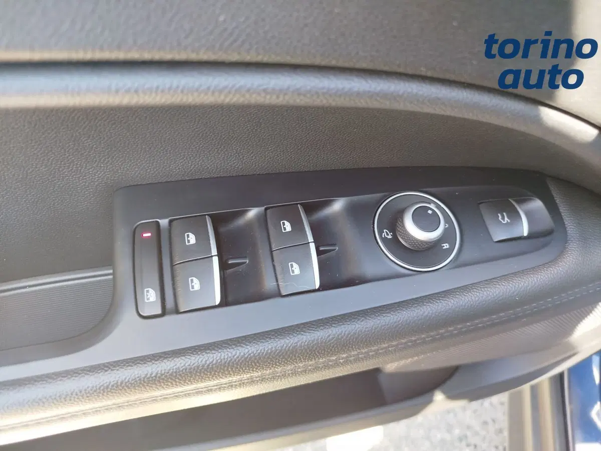 Alfa Romeo Stelvio usata a Cuneo (17)