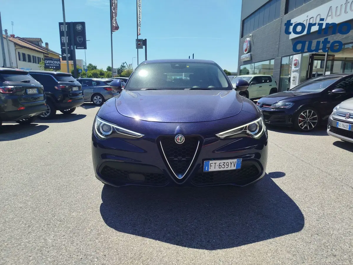 Alfa Romeo Stelvio usata a Cuneo (2)