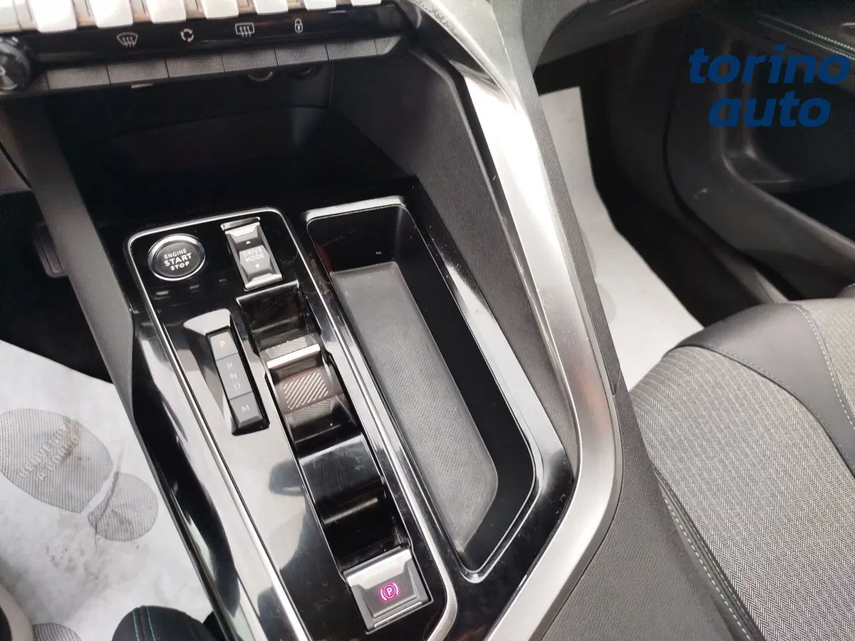 Peugeot 5008 usata a Cuneo (16)