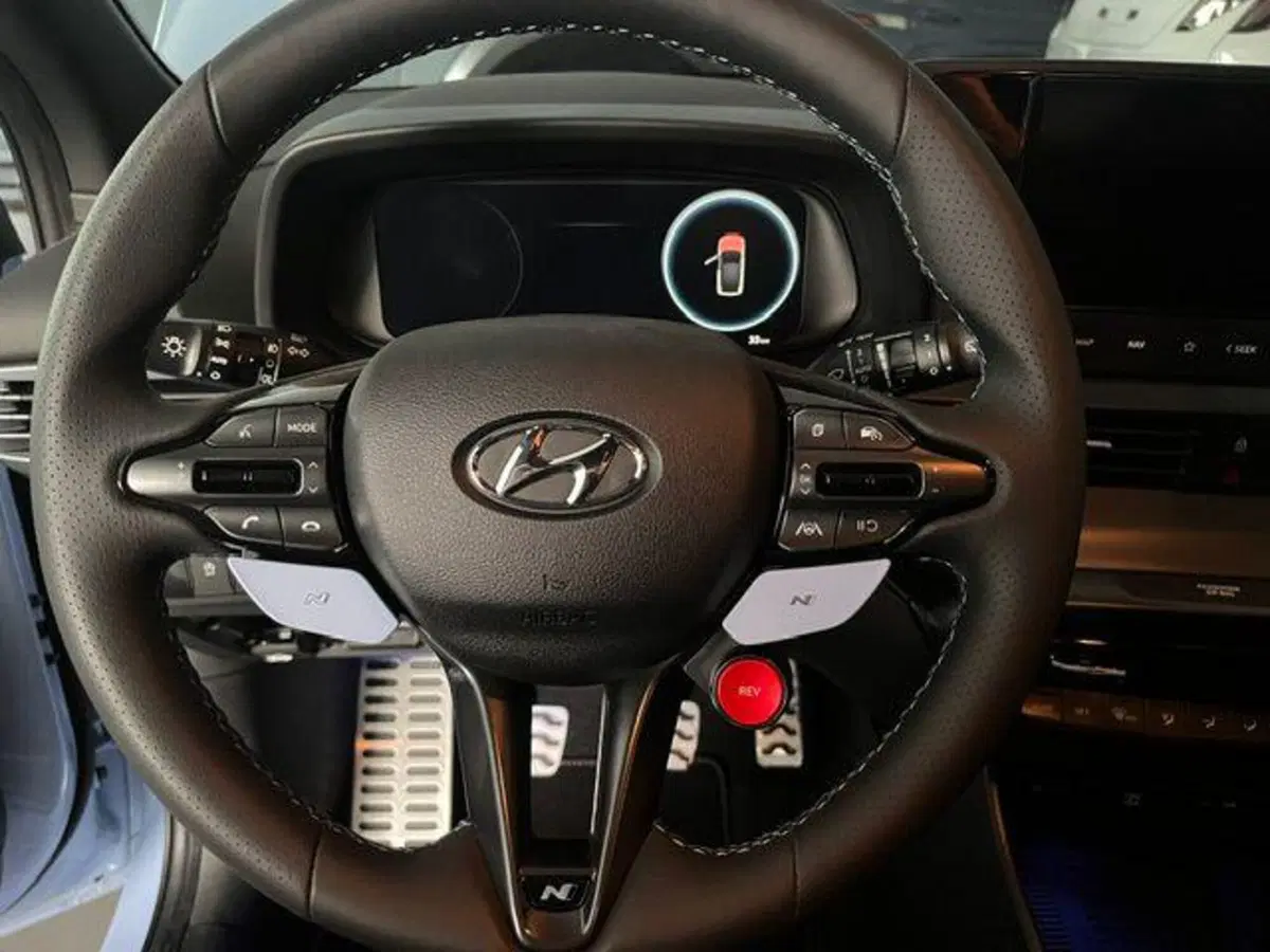 Hyundai i20 nuova a Verbano Cusio Ossola (11)