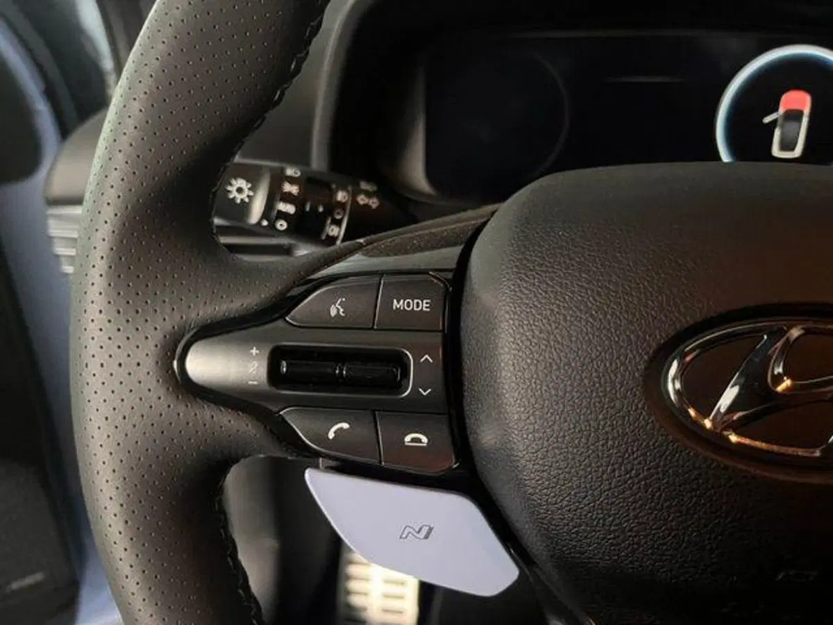 Hyundai i20 nuova a Verbano Cusio Ossola (12)