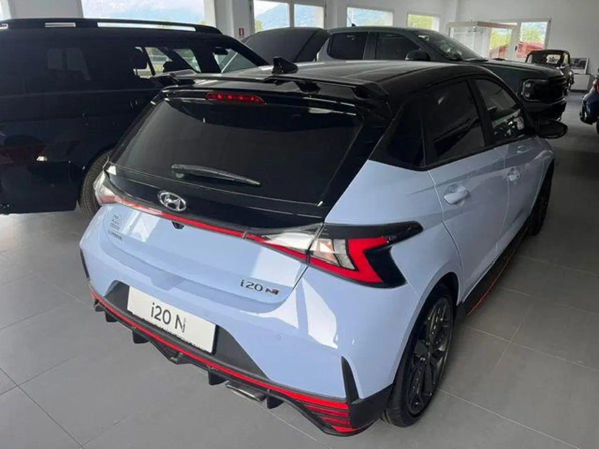 Hyundai i20 nuova a Verbano Cusio Ossola (3)