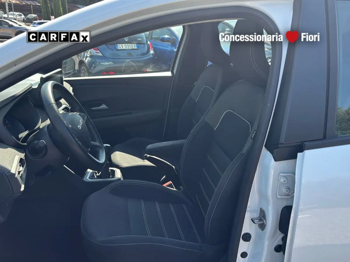 Dacia Sandero Streetway usata a Roma (14)