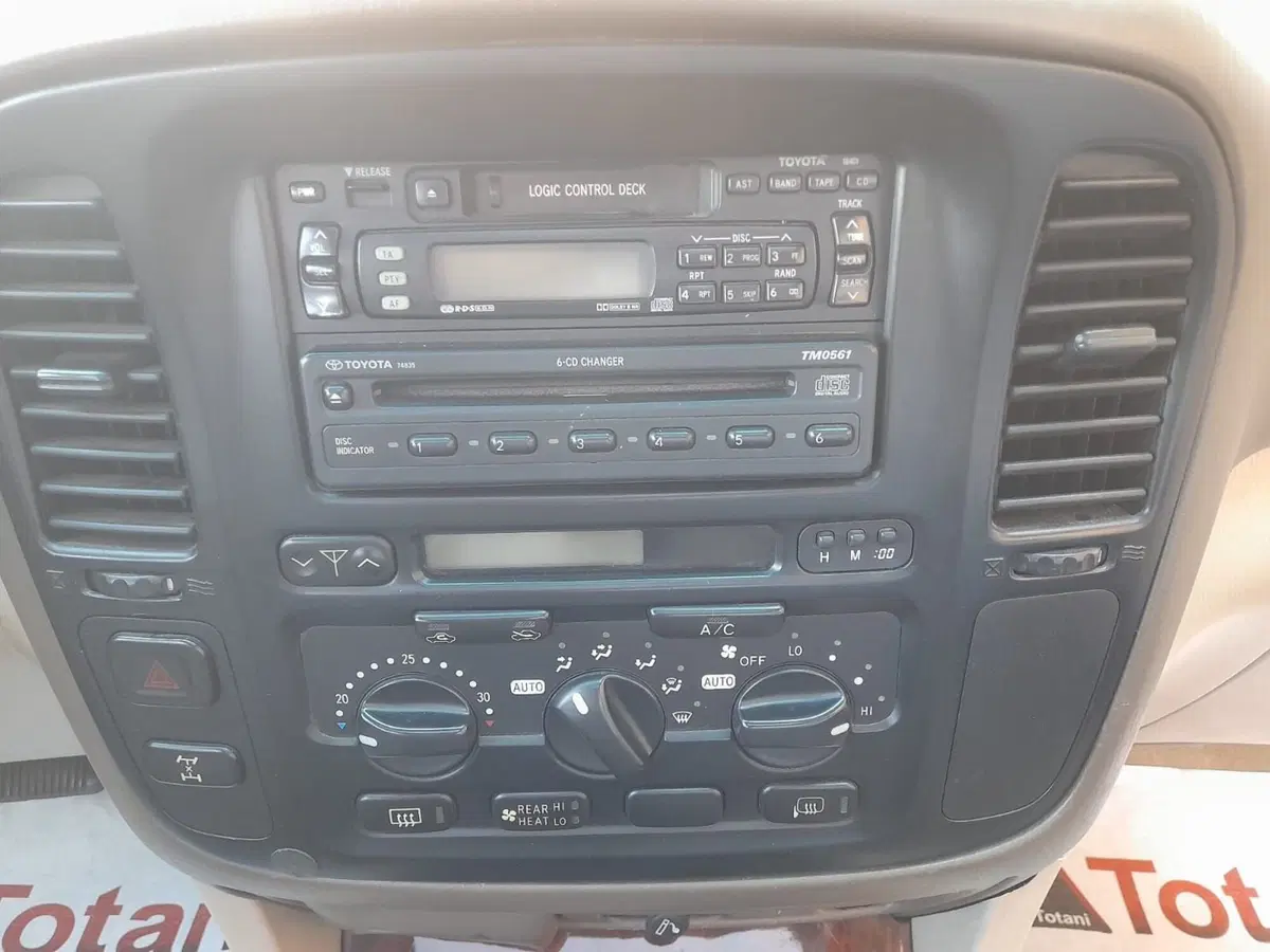 Toyota Land Cruiser usata a L'Aquila (13)
