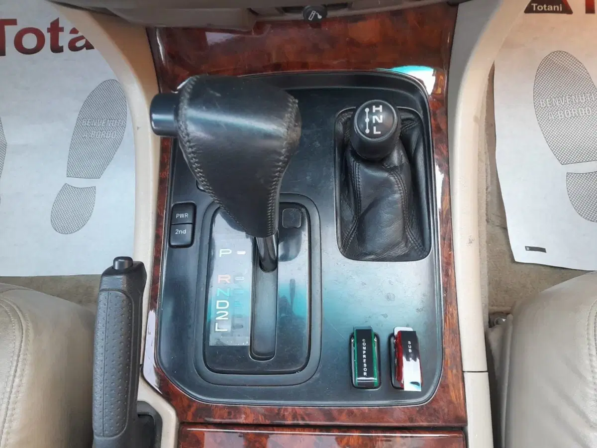 Toyota Land Cruiser usata a L'Aquila (14)