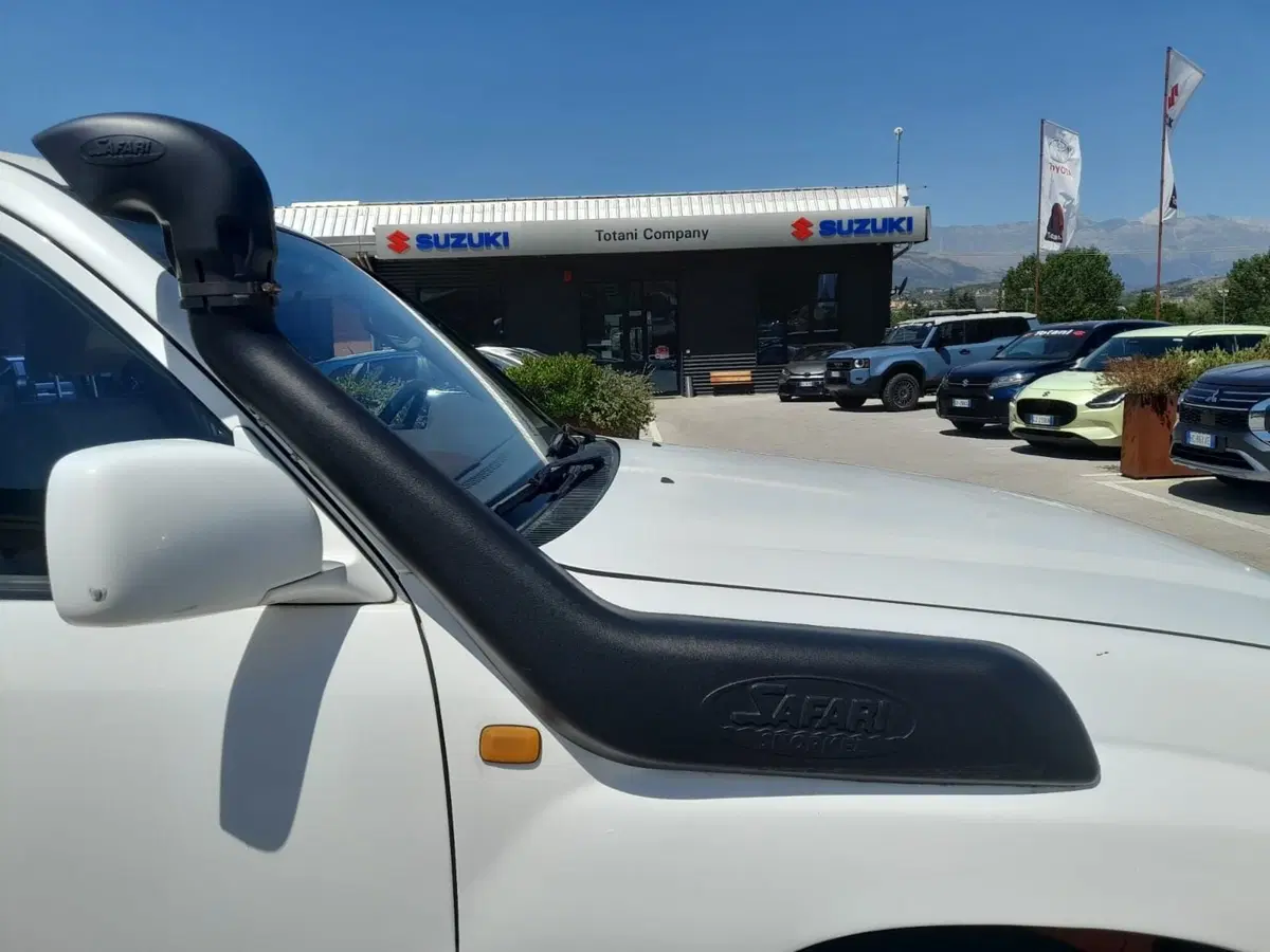 Toyota Land Cruiser usata a L'Aquila (3)