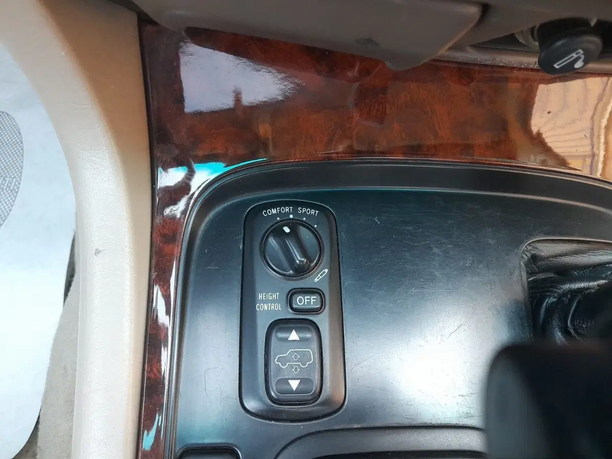 Toyota Land Cruiser usata a L'Aquila (9)