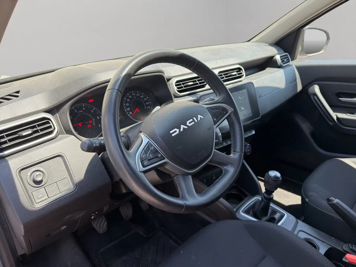 Dacia Duster usata a Macerata (9)