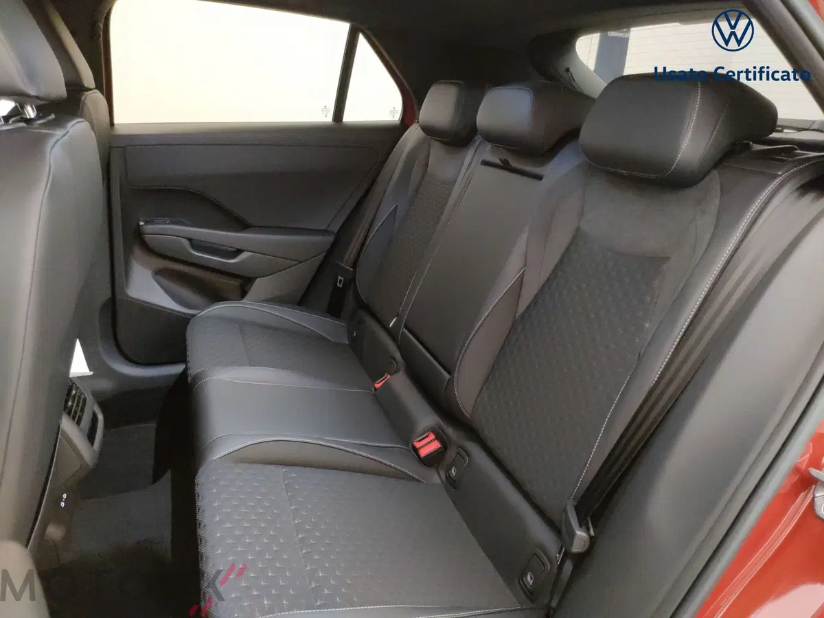 Volkswagen T-Roc nuova a Varese (10)