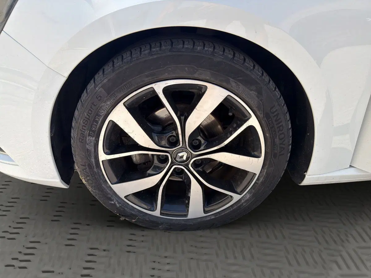 Renault Mégane usata a Macerata (11)