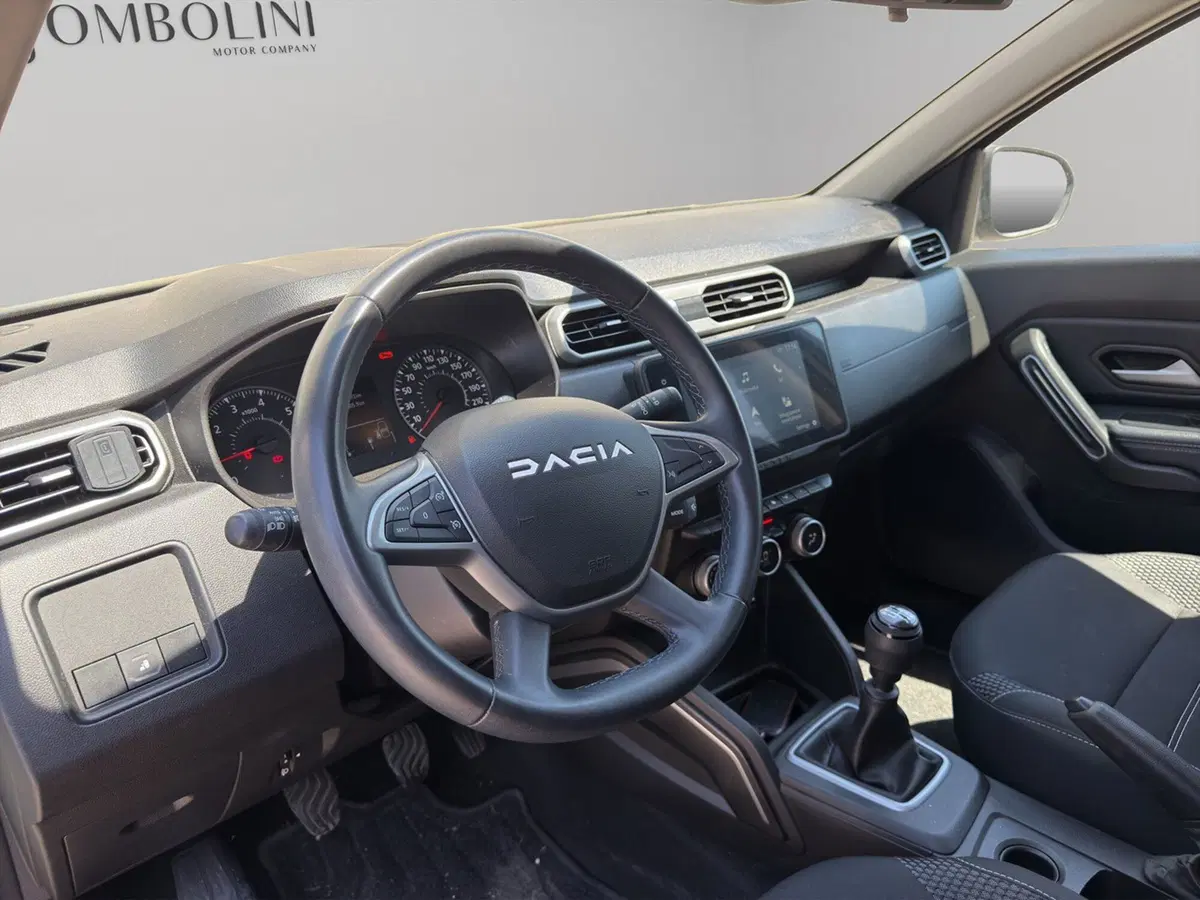 Dacia Duster usata a Macerata (9)