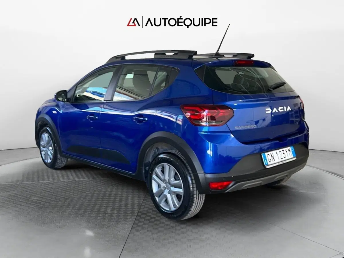 Dacia Sandero usata a Roma (3)