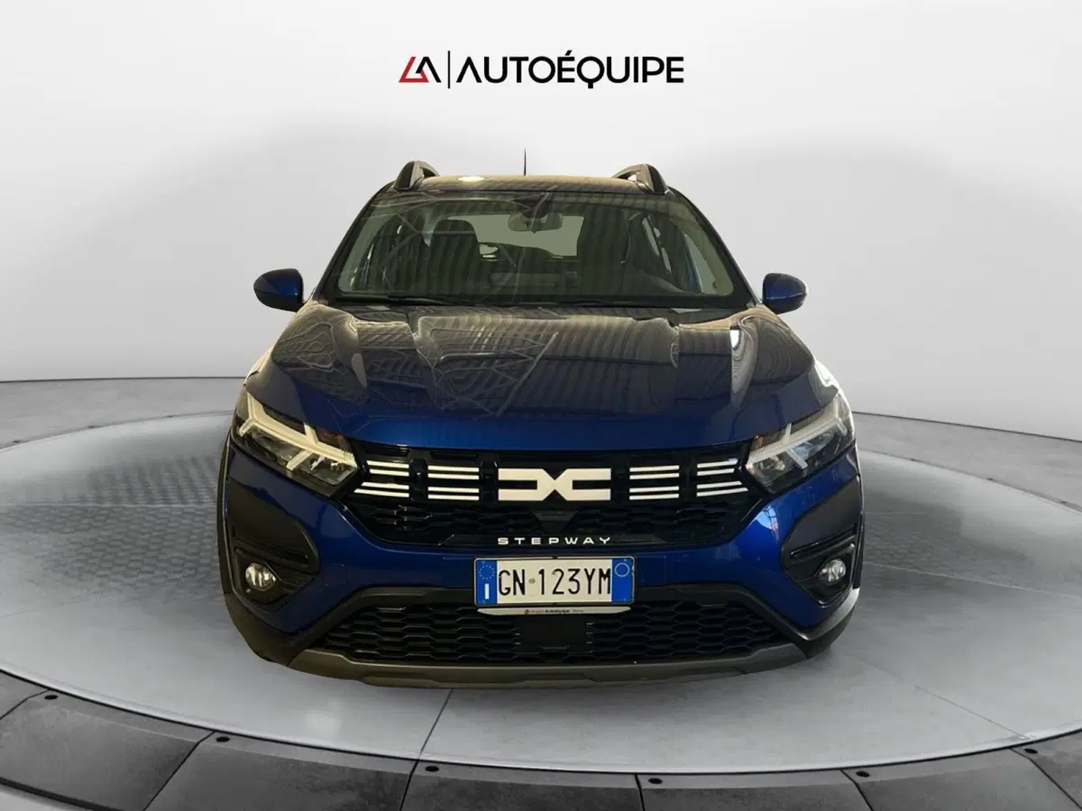 Dacia Sandero usata a Roma (8)