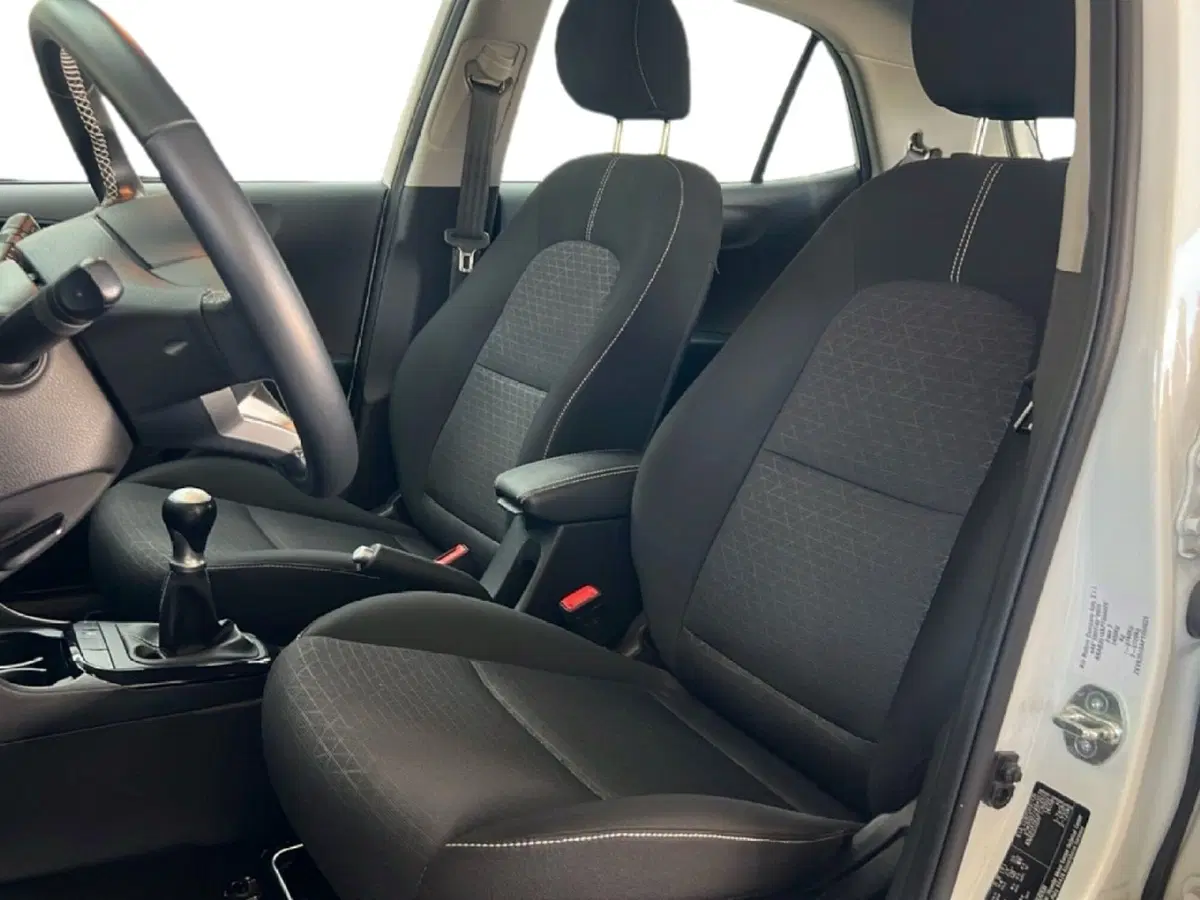 Kia Picanto usata a Roma (12)