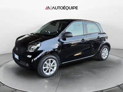 smart forfour forfour 70 1.0 Passion del 2018 usata a Roma