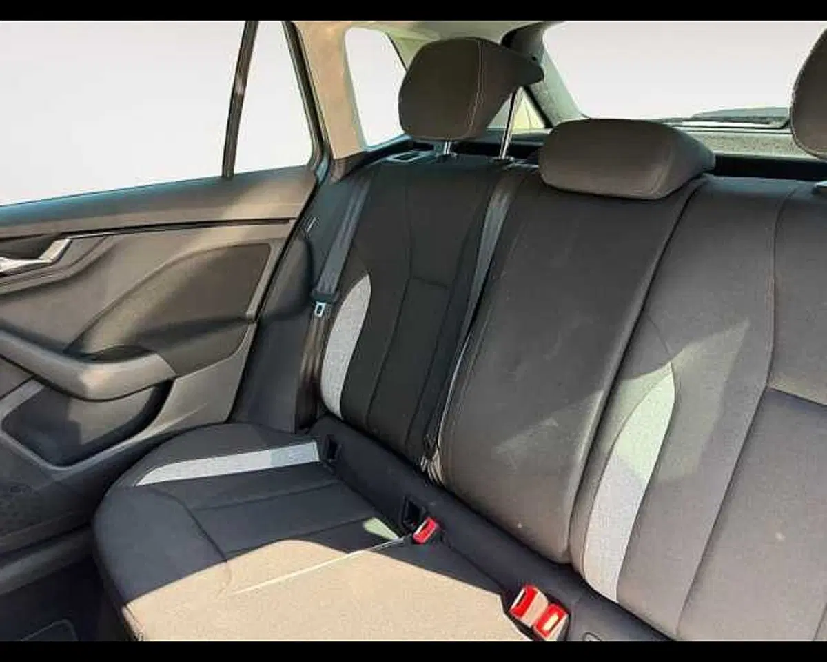 Skoda Kamiq usata a Ravenna (15)
