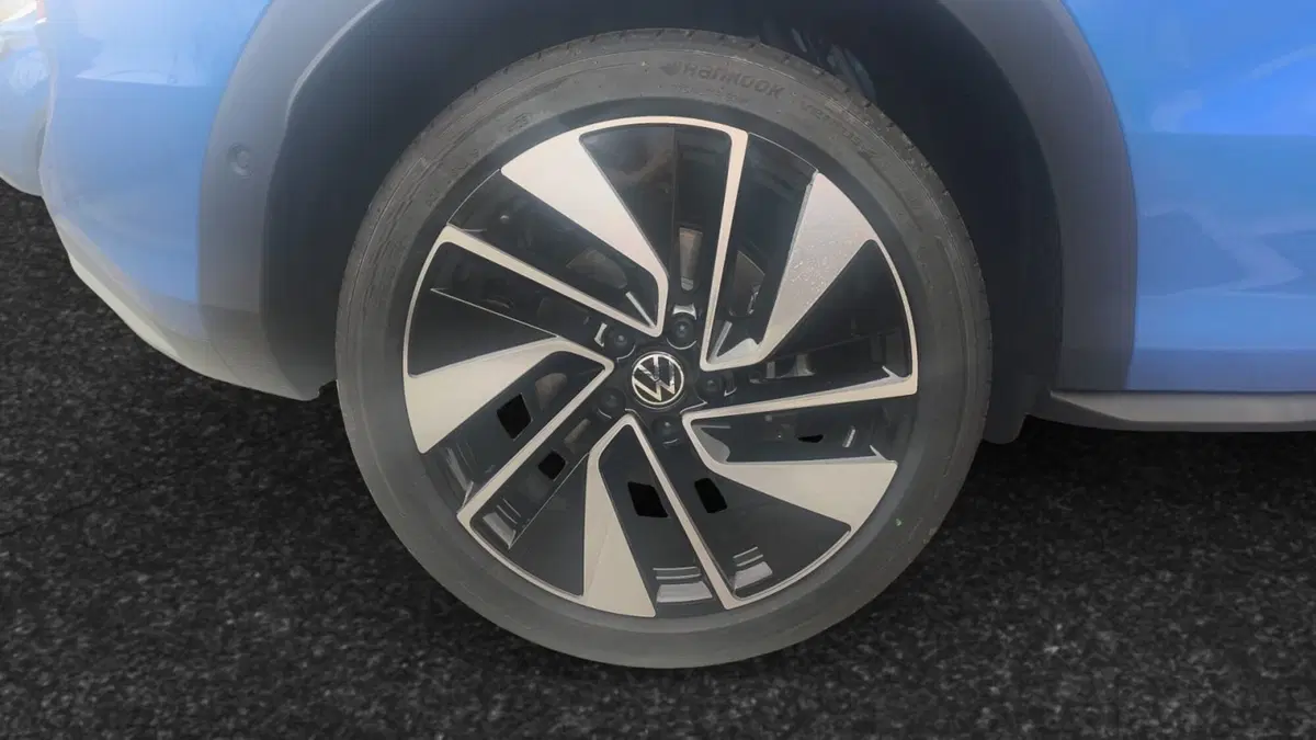 Volkswagen T-Roc nuova a Lecco (12)