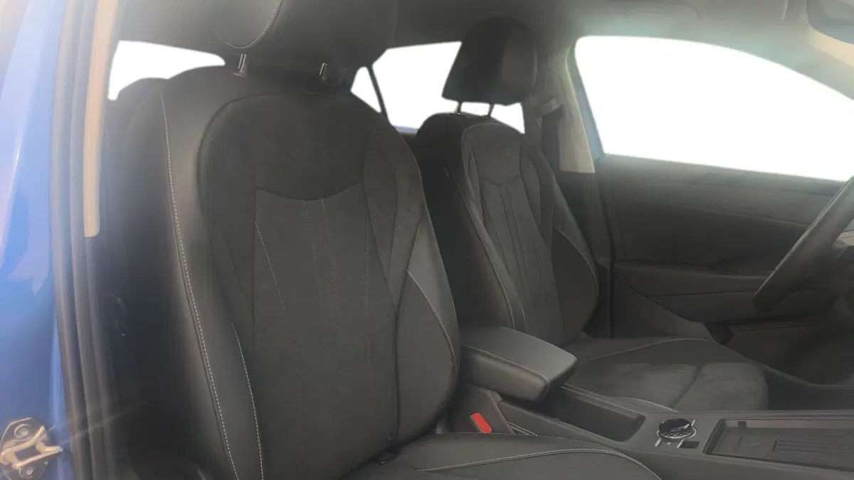Volkswagen T-Roc nuova a Lecco (8)