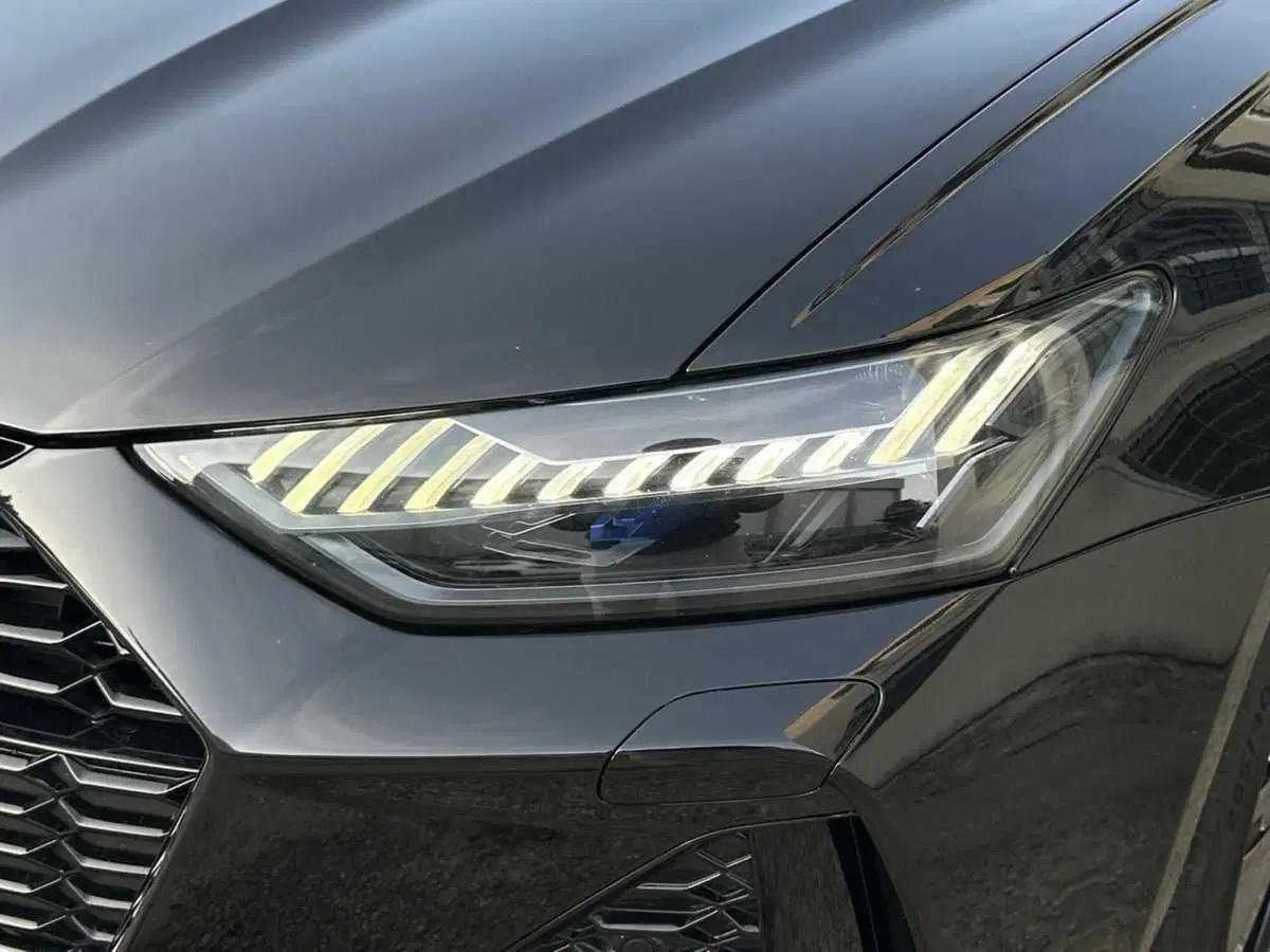 Audi A6 Avant e-Tron usata a Rovigo (10)