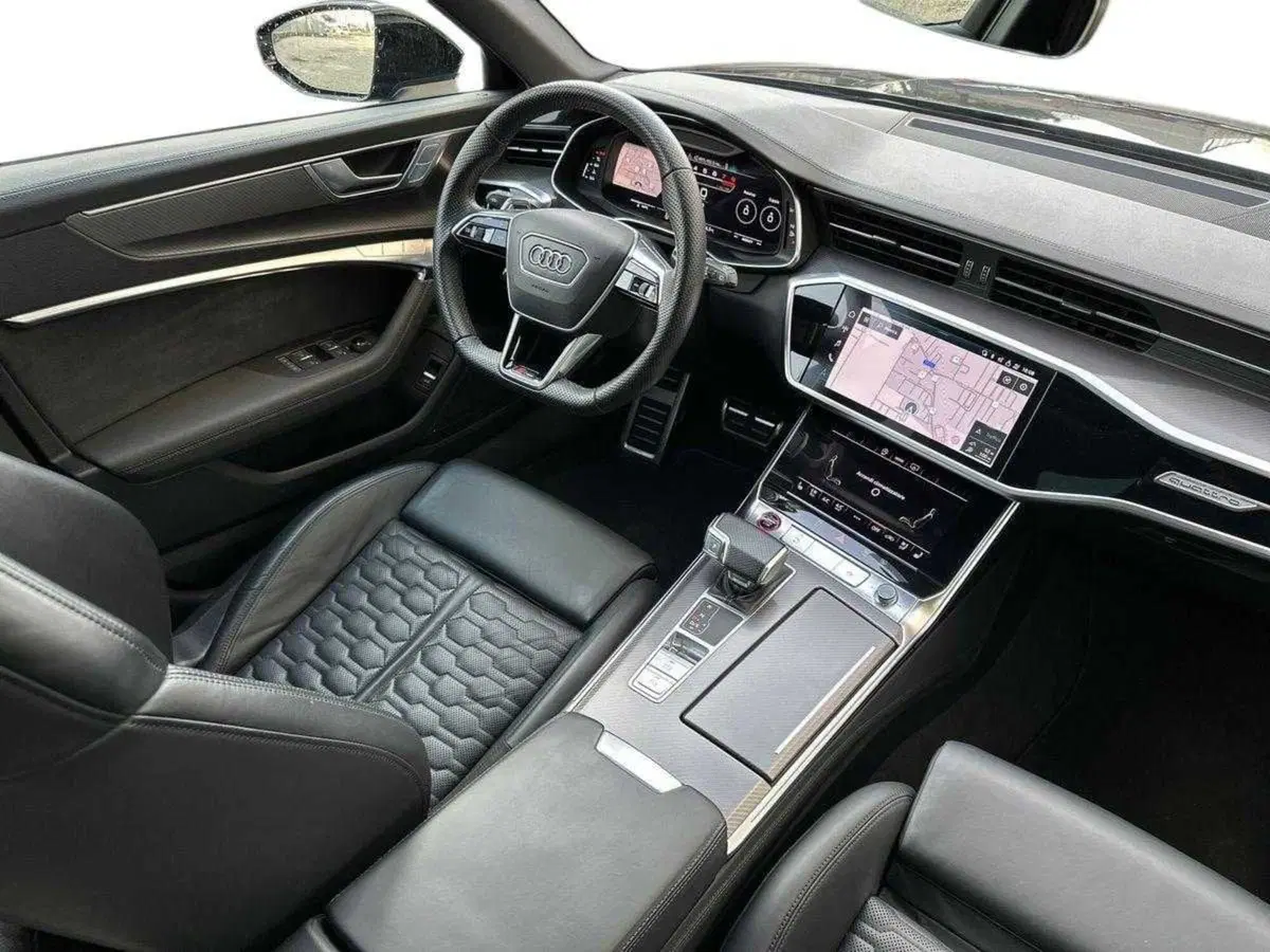 Audi A6 Avant e-Tron usata a Rovigo (18)