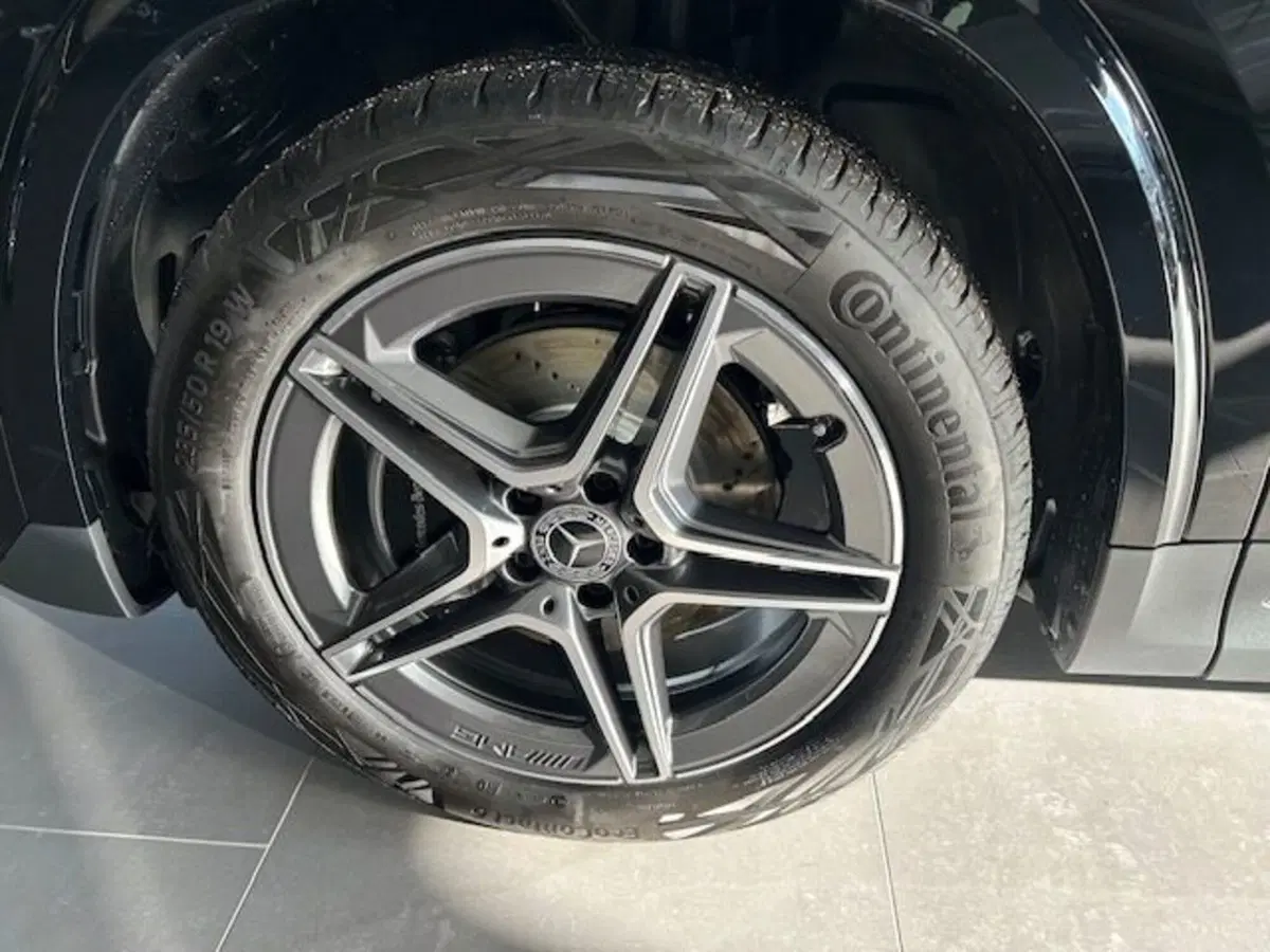 Mercedes-Benz GLA SUV nuova a Potenza (10)