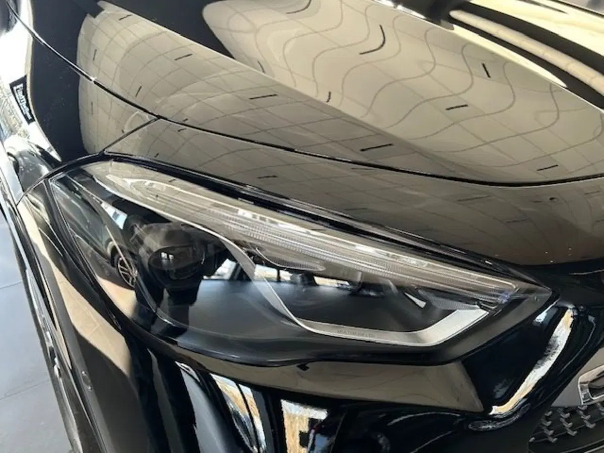 Mercedes-Benz GLA SUV nuova a Potenza (11)
