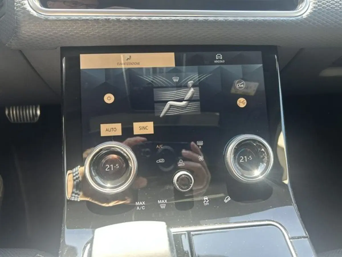 Land Rover Range Rover Velar usata a Potenza (16)