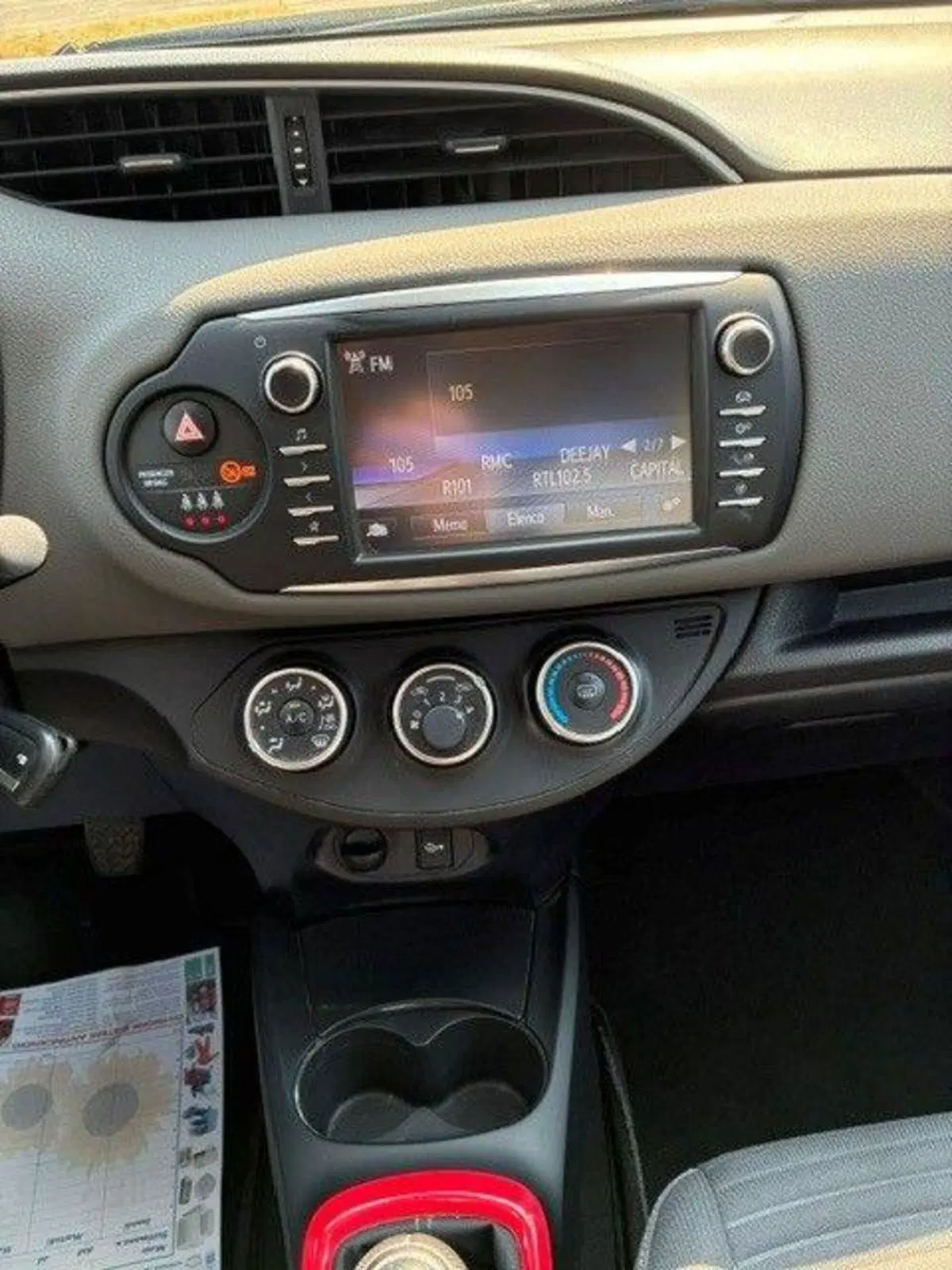 Toyota Yaris usata a Milano (13)