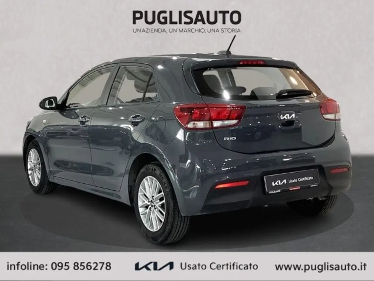 Kia Rio usata a Catania (6)