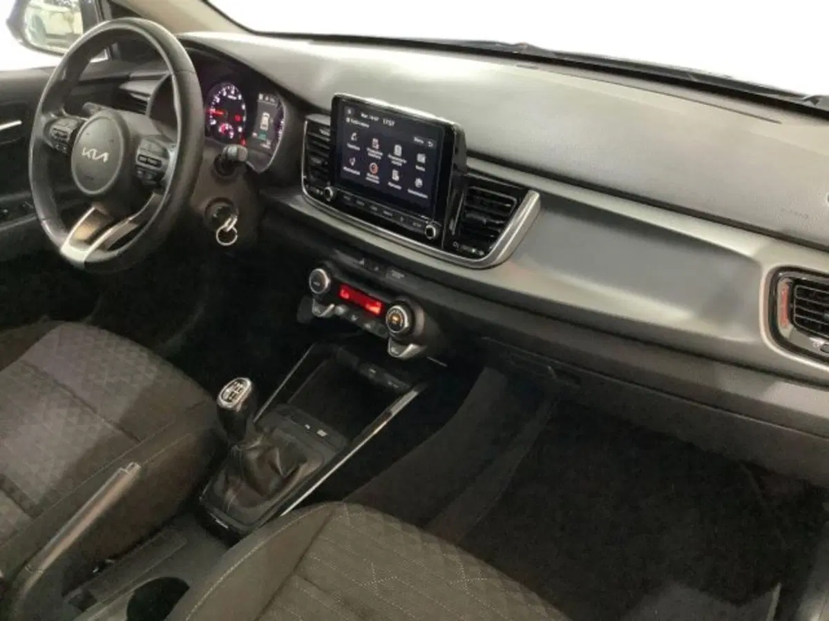 Kia Rio usata a Catania (9)