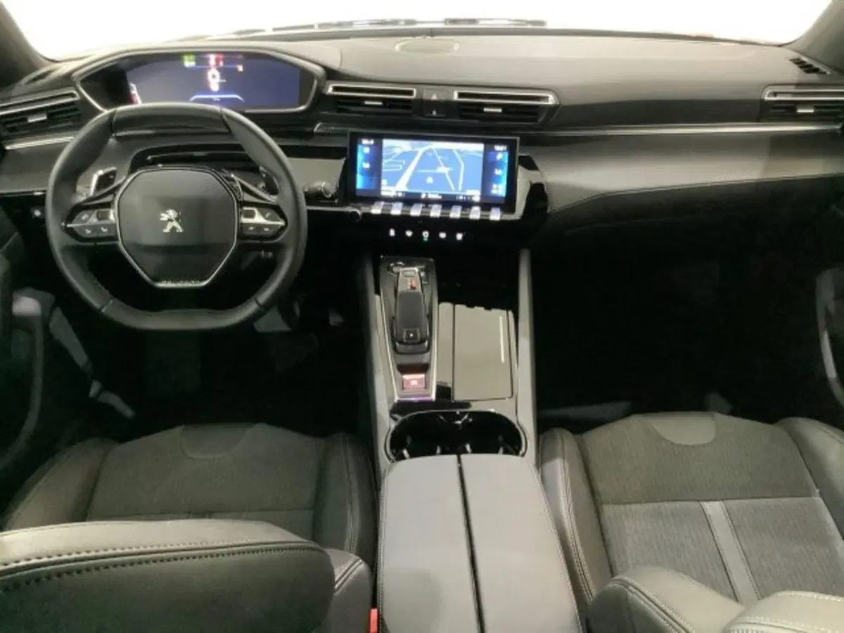 Peugeot 508 nuova a Catania (7)