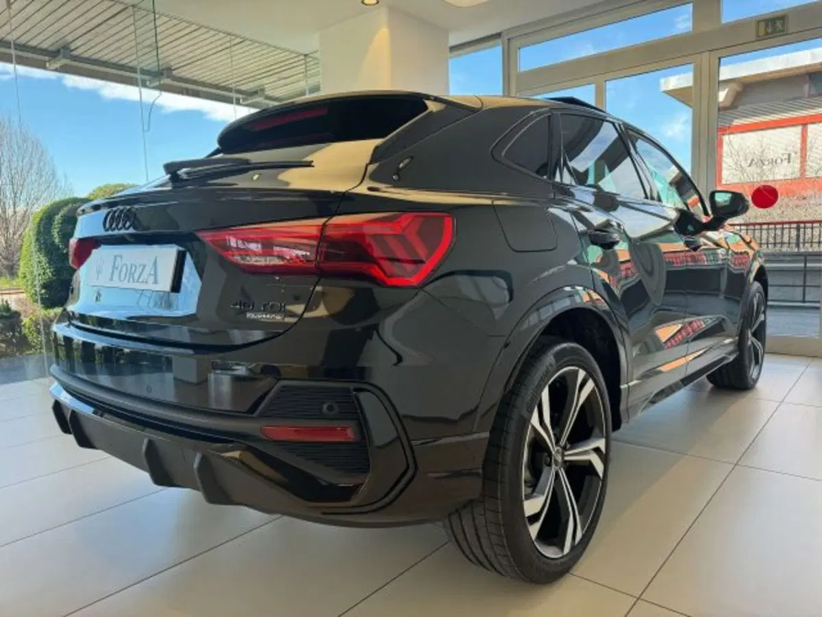 Audi Q3 Sportback usata a Torino (15)