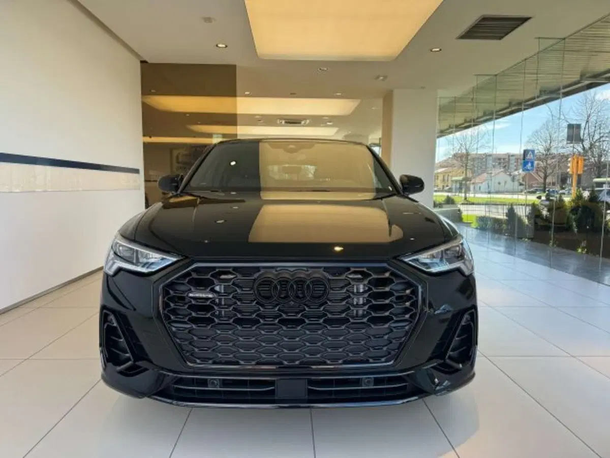 Audi Q3 Sportback usata a Torino (2)