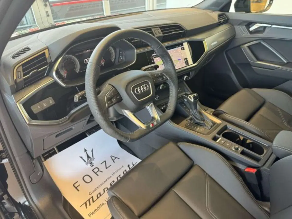 Audi Q3 Sportback usata a Torino (7)