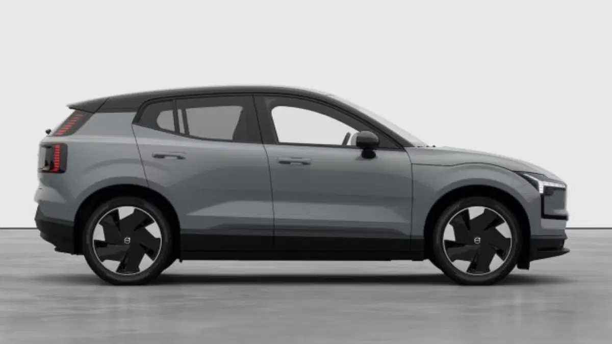 Volvo EX30 nuova a Treviso (4)