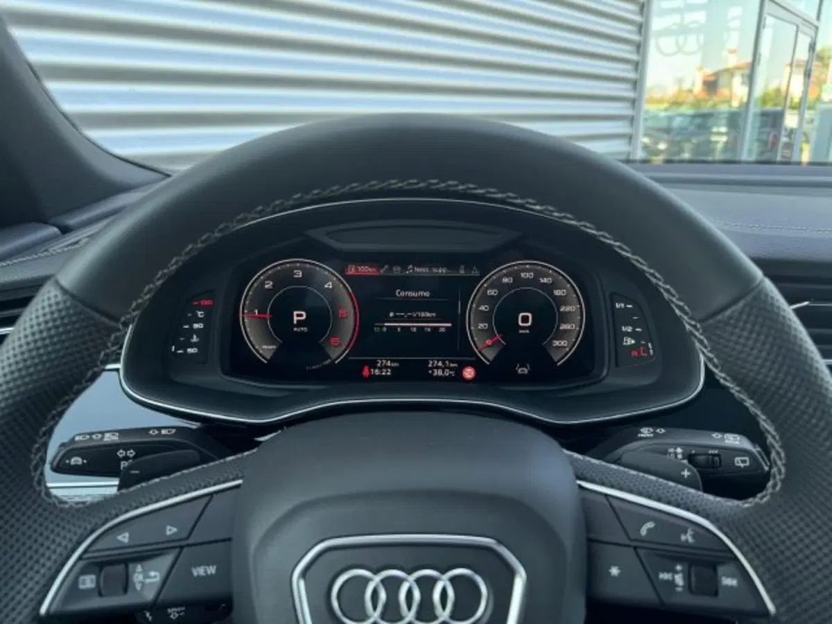 Audi Q8 nuova a Treviso (5)