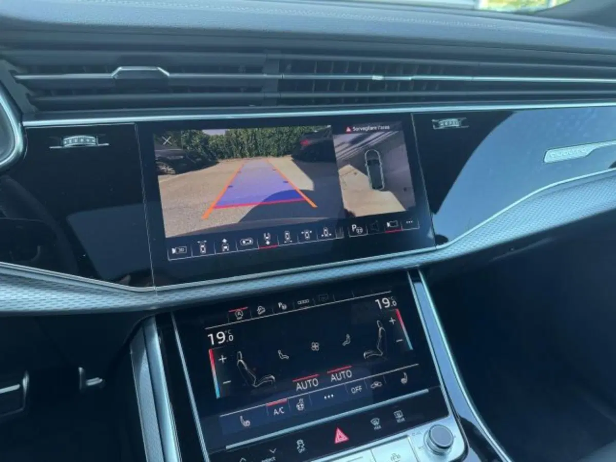 Audi Q8 nuova a Treviso (7)