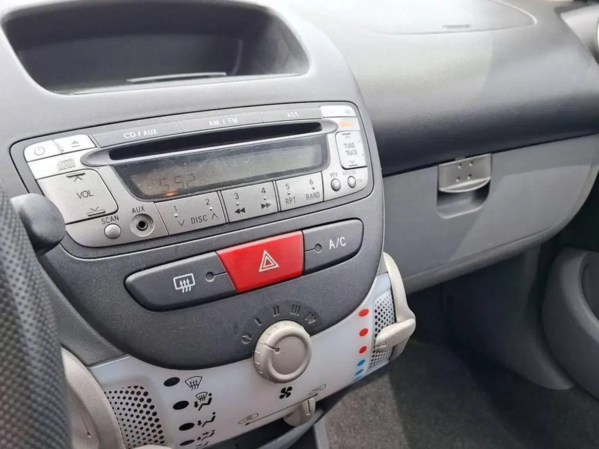 Toyota Aygo usata a Torino (7)