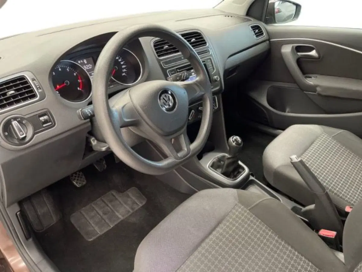 Volkswagen Polo usata a Ancona (9)